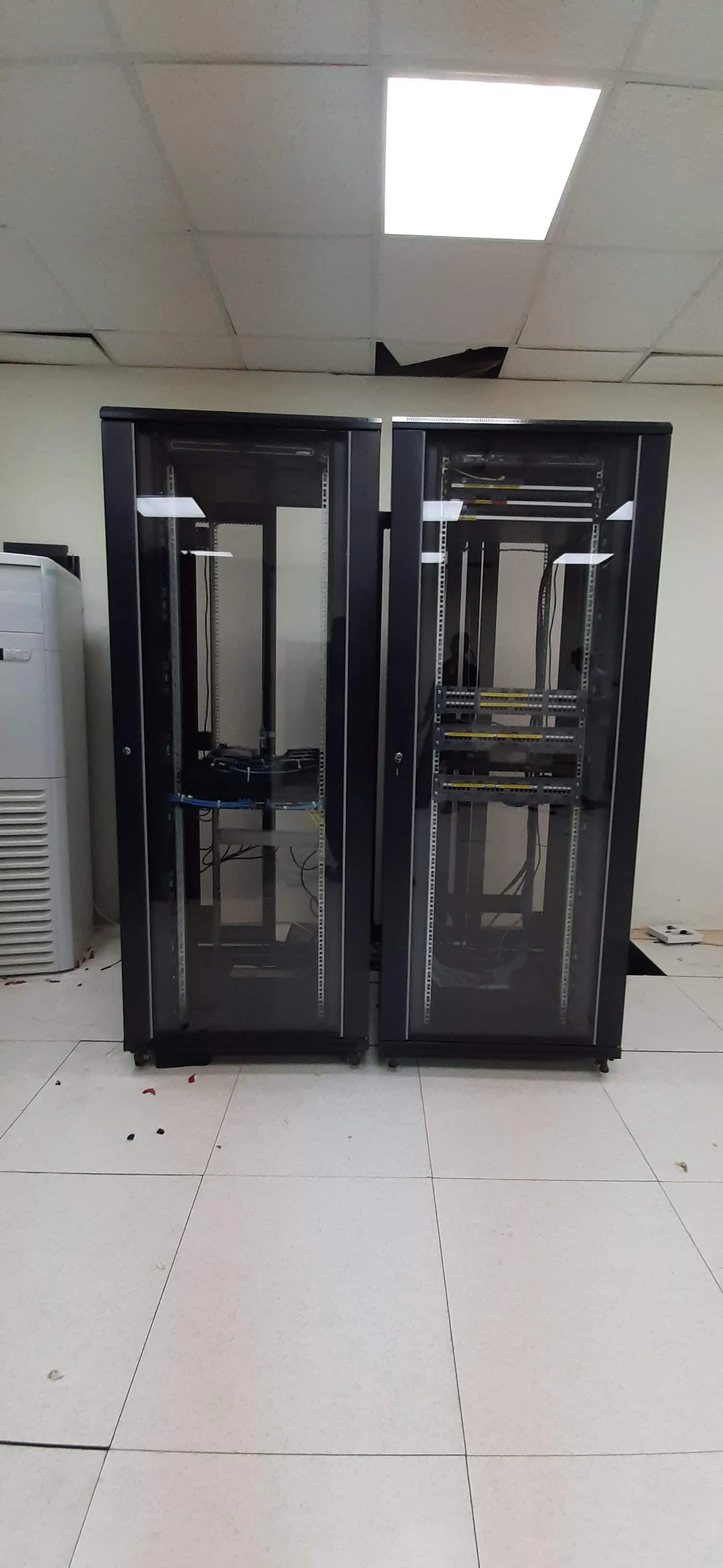 Dabwyler micro data center server enclosures edge computing deployment climate controlled compact infrastructure integrated cable management Seattle Washington
